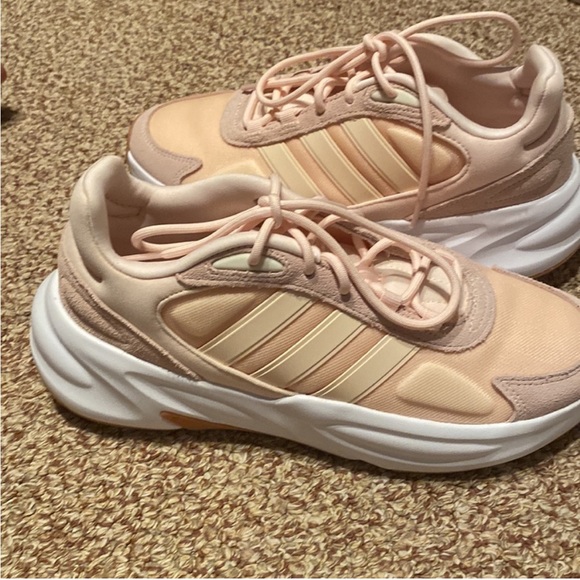 NWOT Adidas pink peach sneakers - Picture 7 of 9